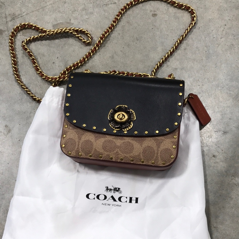Coach Black Leather & Brown Signature Crossbody with Gold Chain